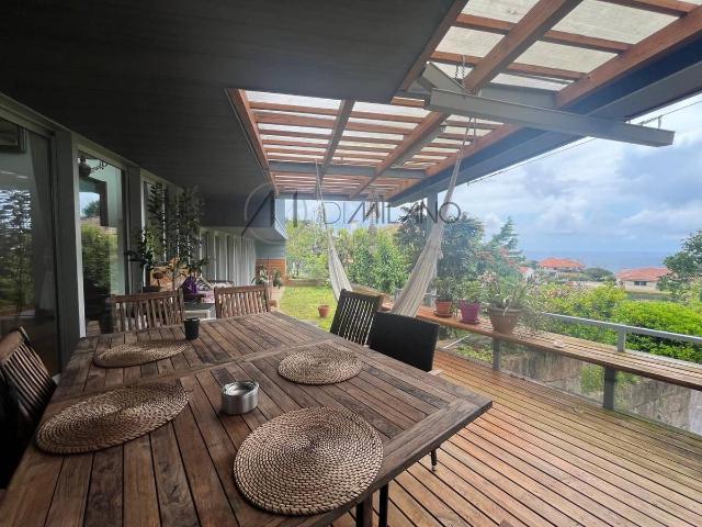 Chalet en venta en A Angustia, Vigo