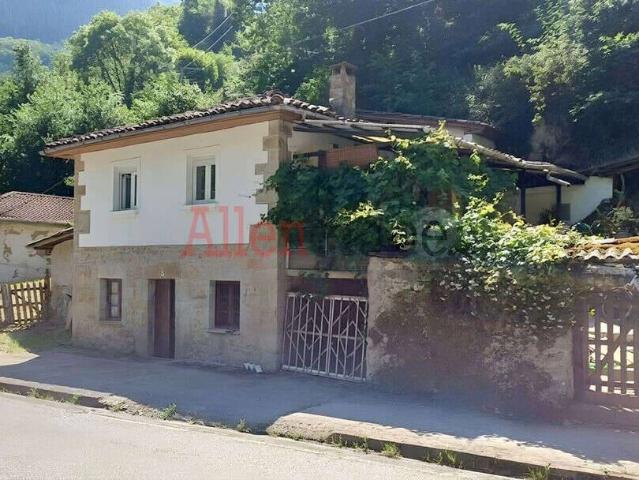Chalet en venta en Proaza, Asturias