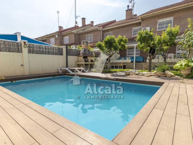 Villa en venta en Alcalá De Henares, Venecia