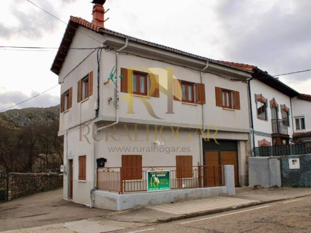 Villa en venta en Puebla De Lillo