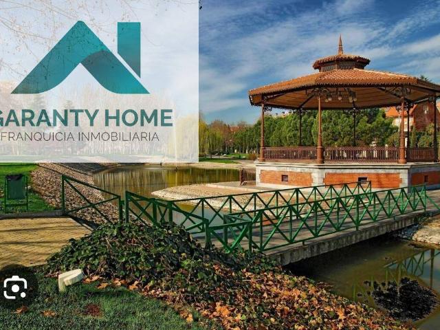 Villa en venta en Pozuelo De Alarcón, Pozuelo Estación