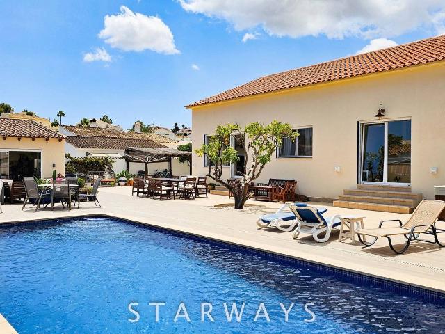 Villa en venta en L'alfàs Del Pi, Devesa