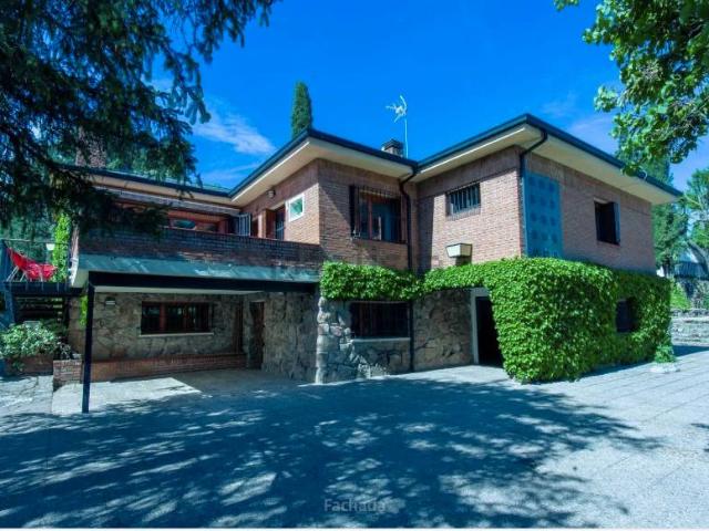 Villa en venta en Galapagar