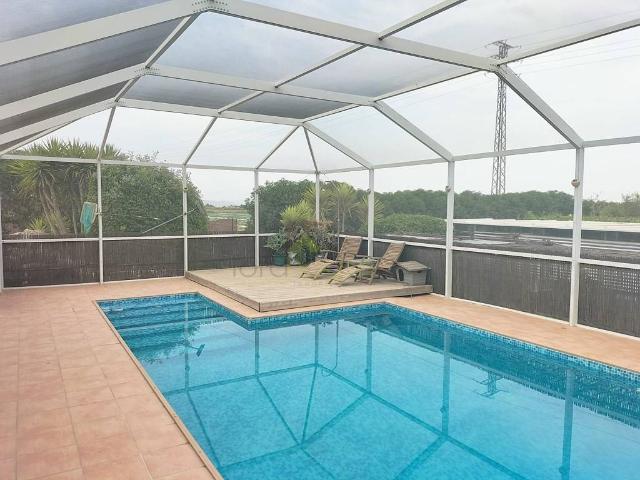 Villa en venta en Puerto Lumbreras