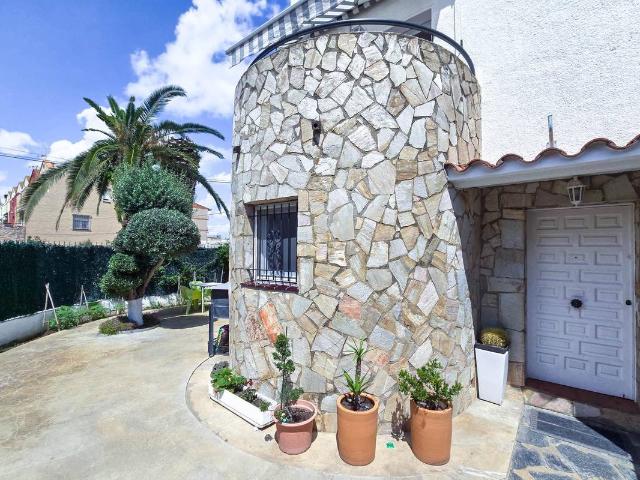 Villa en venta en Empuriabrava