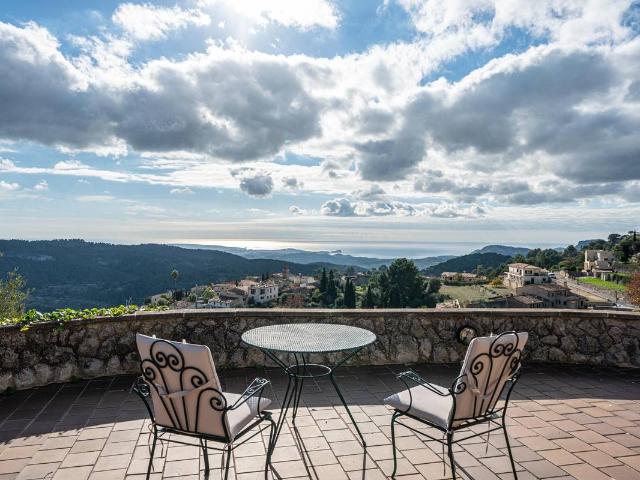 Chalet en venta en Puigpunyent, Baleares