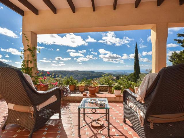 Chalet en venta en Puigpunyent, Baleares