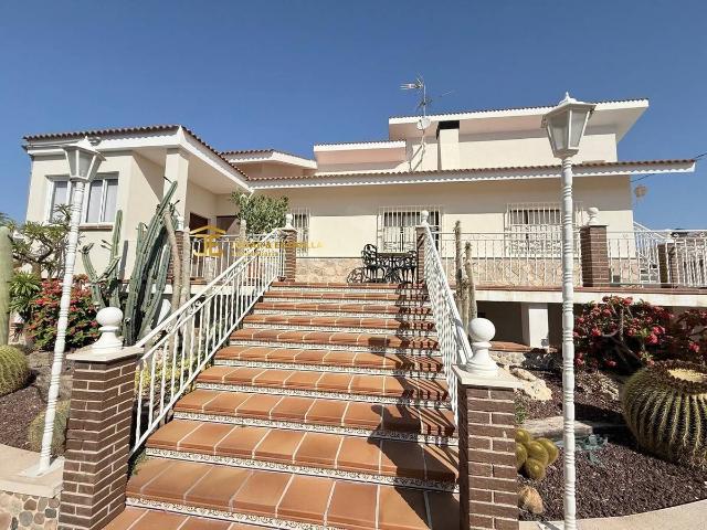 Villa en venta en Lorca, San Mateo