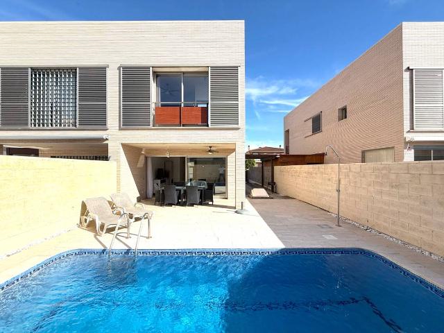 Chalet en venta en la Llosa, Baix Camp