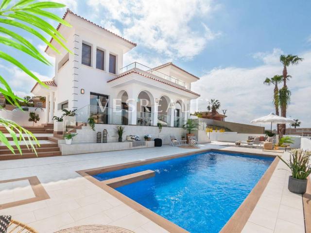 Chalet en venta en Quesada, Andalucía