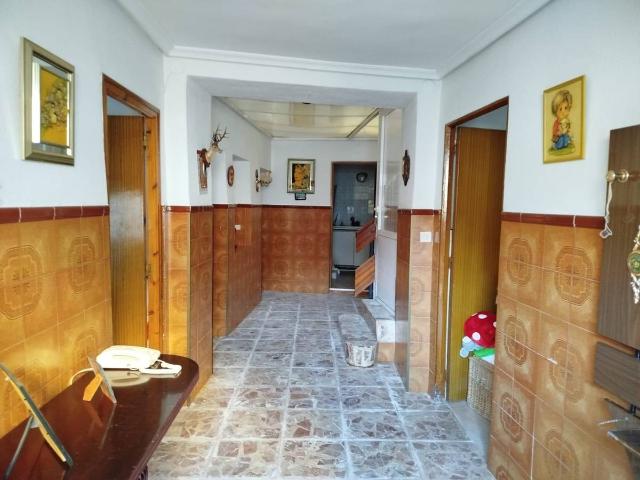 Villa en venta en Quintanar De La Orden