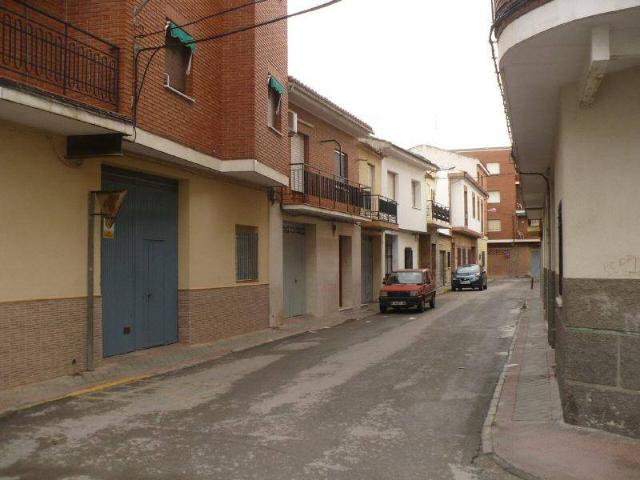 Villa en venta en Quintanar De La Orden