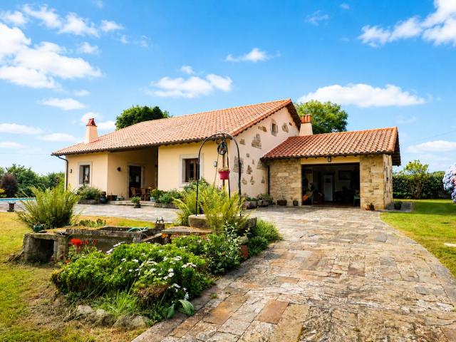 Chalet en venta en Villaviciosa, Asturias