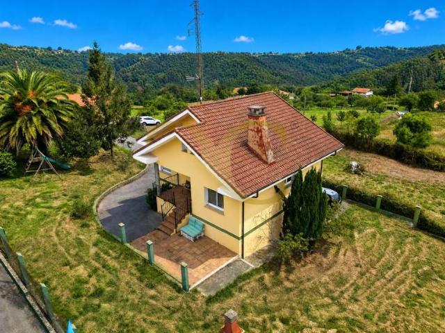 Chalet en venta en Villaviciosa, Asturias