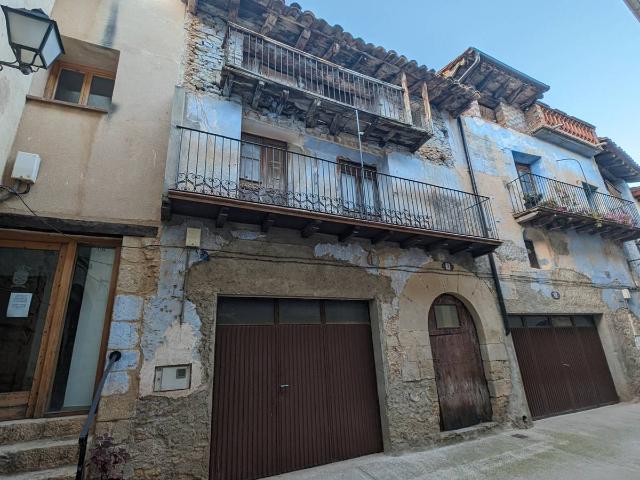 Chalet en venta en Matarraña / Matarranya, Ráfales