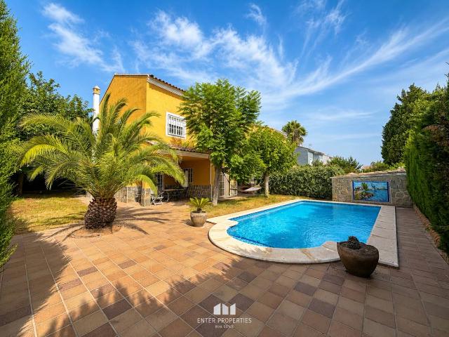 Chalet en venta en el Camp de Túria, Valencia