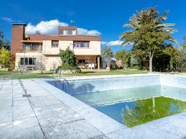Chalet en venta en Villanueva De La Cañada, Madrid