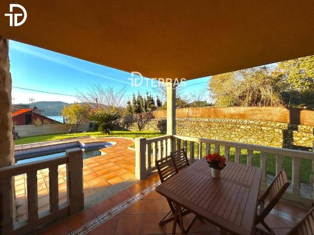 Chalet en venta en Redondela, Vigo