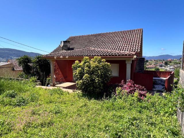Villa en venta en Redondela
