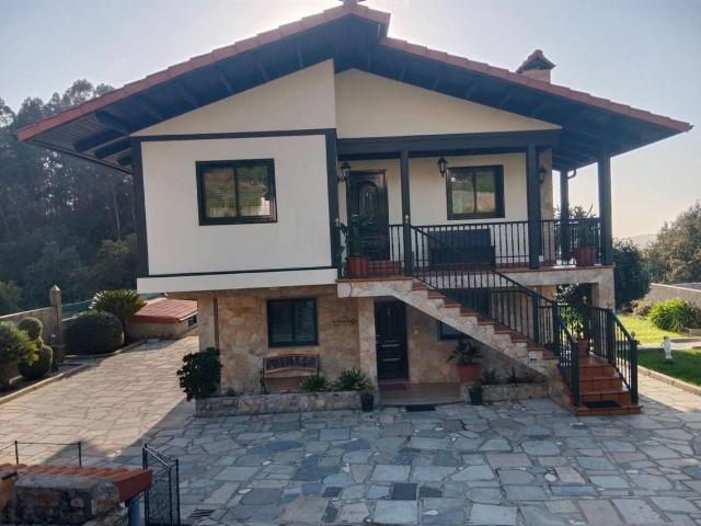 Chalet en venta en Redondela, Vigo