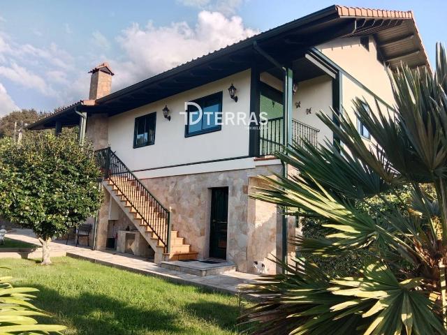 Chalet en venta en Redondela, Vigo