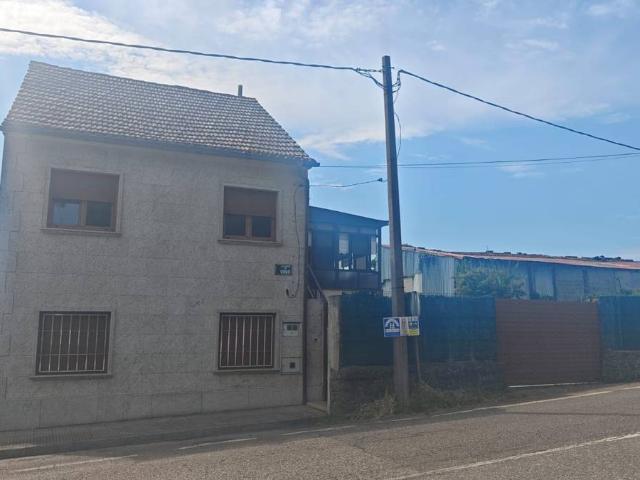 Chalet en venta en Redondela, Vigo