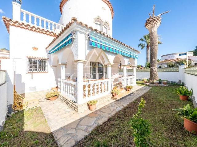 Chalet en venta en la Llosa, Baix Camp