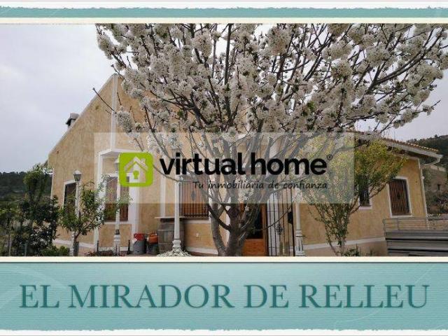 Chalet en venta en la Marina Baixa, Valencia