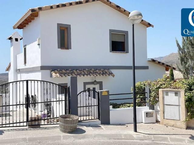 Villa en venta en Relleu