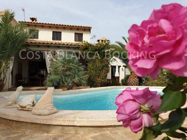 Chalet en venta en la Marina Baixa, Valencia