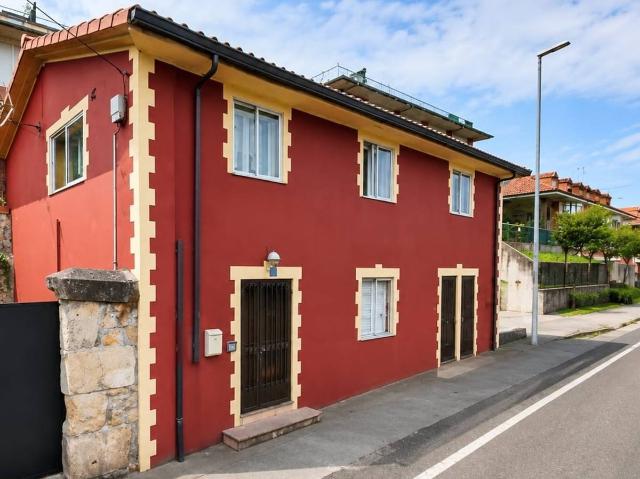 Chalet en venta en Barcenilla, Piélagos