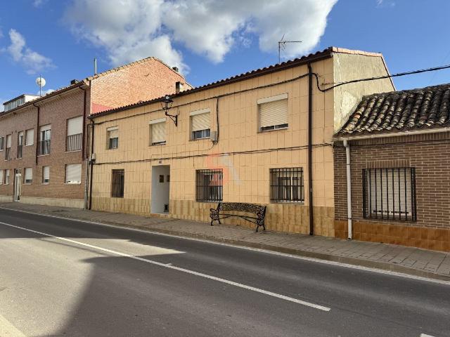 Villa en venta en Renedo De Esgueva