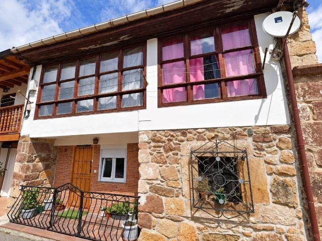 Chalet en venta en Reocín