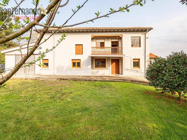 Chalet en venta en Reocín