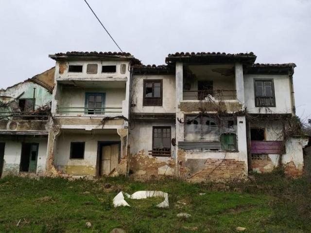 Chalet en venta en Reocín