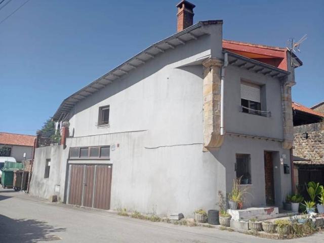 Chalet en venta en Reocín