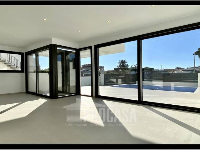 Chalet en venta en Empuriabrava, Alt Empordà