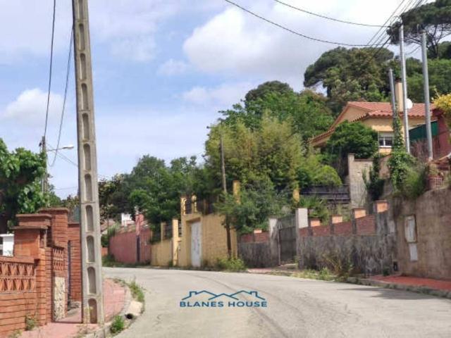 Villa en venta en Maçanet De La Selva