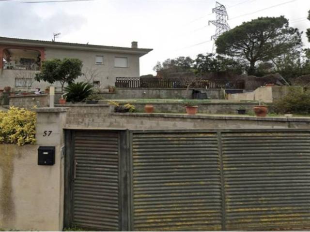 Villa en venta en Maçanet De La Selva