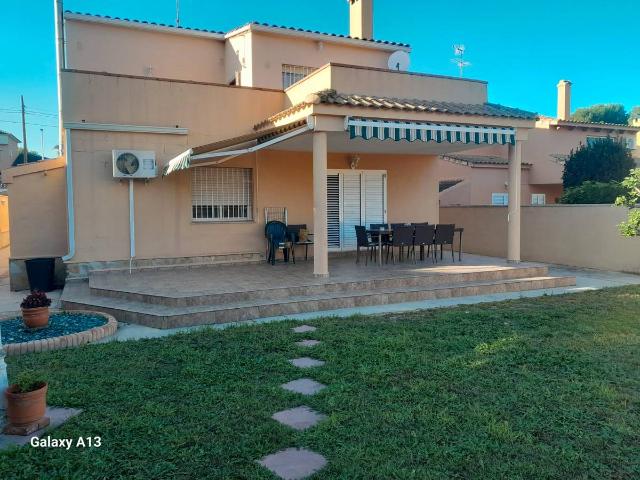 Chalet en venta en el Camp de Túria, Valencia