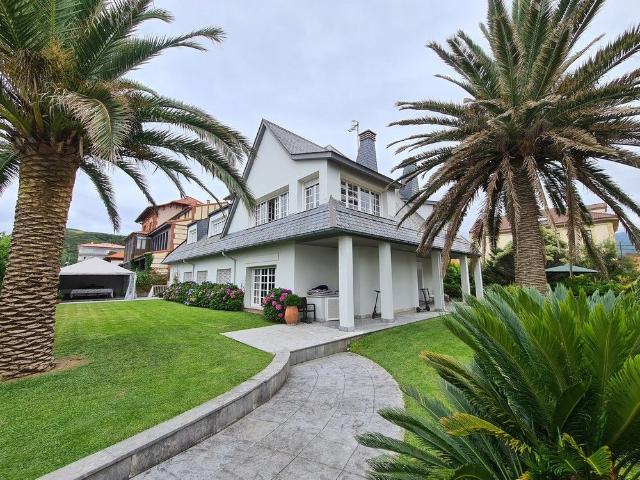 Villa en venta en Ribadesella