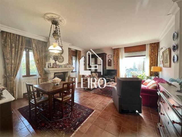 Villa en venta en Ribadumia
