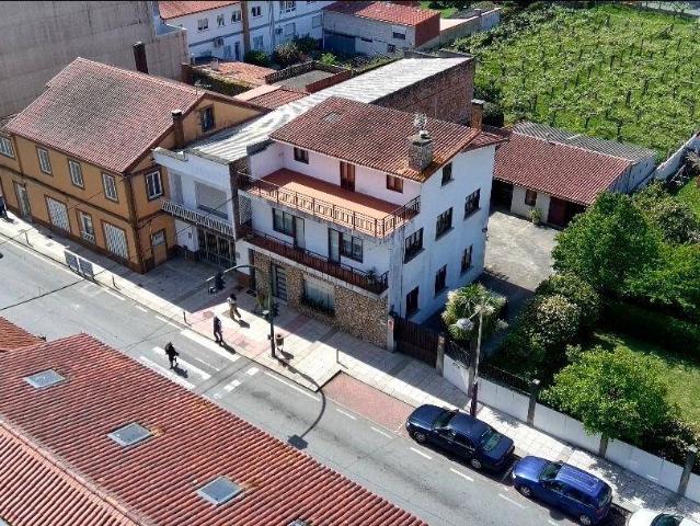 Chalet en venta en Ribadumia, O Salnés