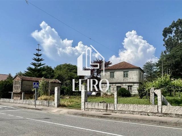 Villa en venta en Ribadumia