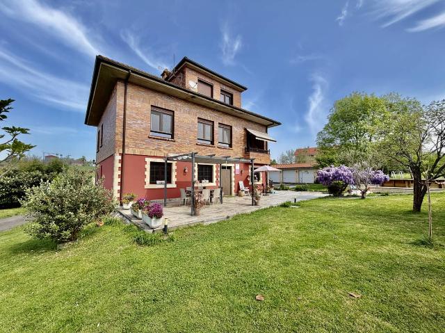 Chalet en venta en Hoz de Anero, Ribamontán Al Monte
