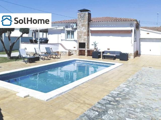 Chalet en venta en Camp dels Pilans, Alt Empordà