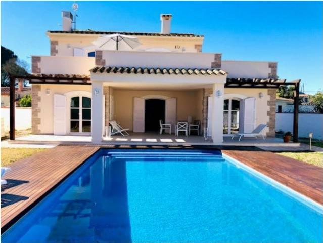 Chalet en venta en Camp dels Pilans, Alt Empordà