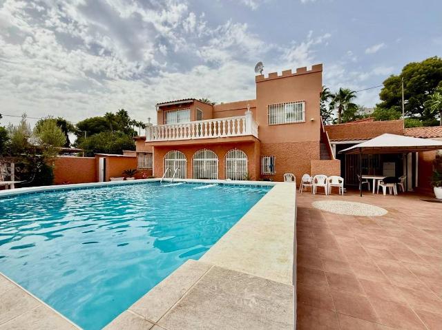 Chalet en venta en el Calvari, Benidorm