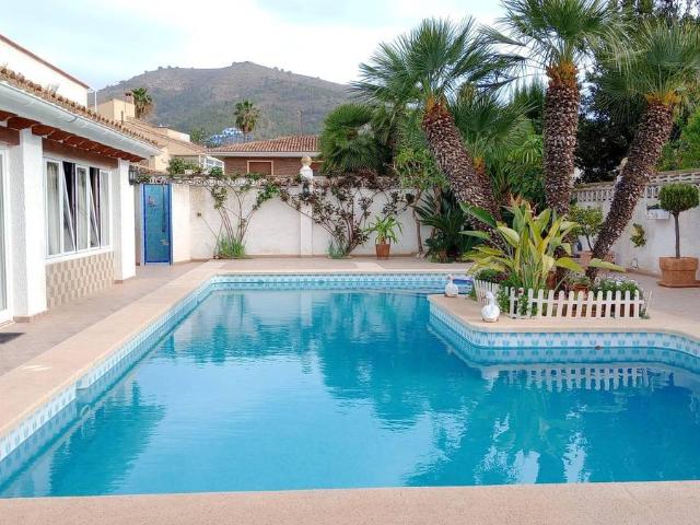 Villa en venta en Benidorm, el Calvari
