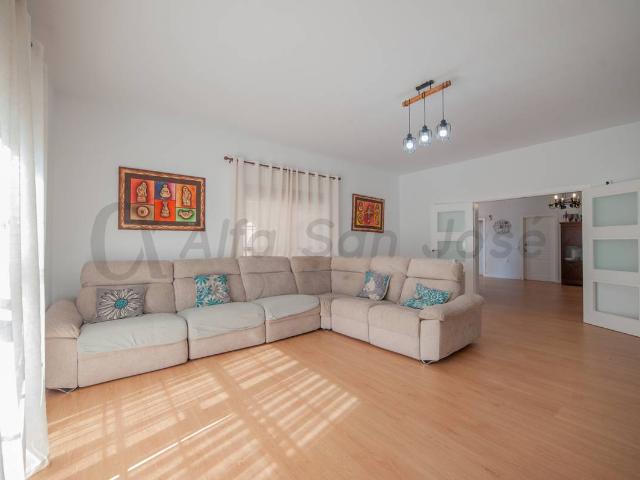 Chalet en venta en La Rinconada, Andalucía